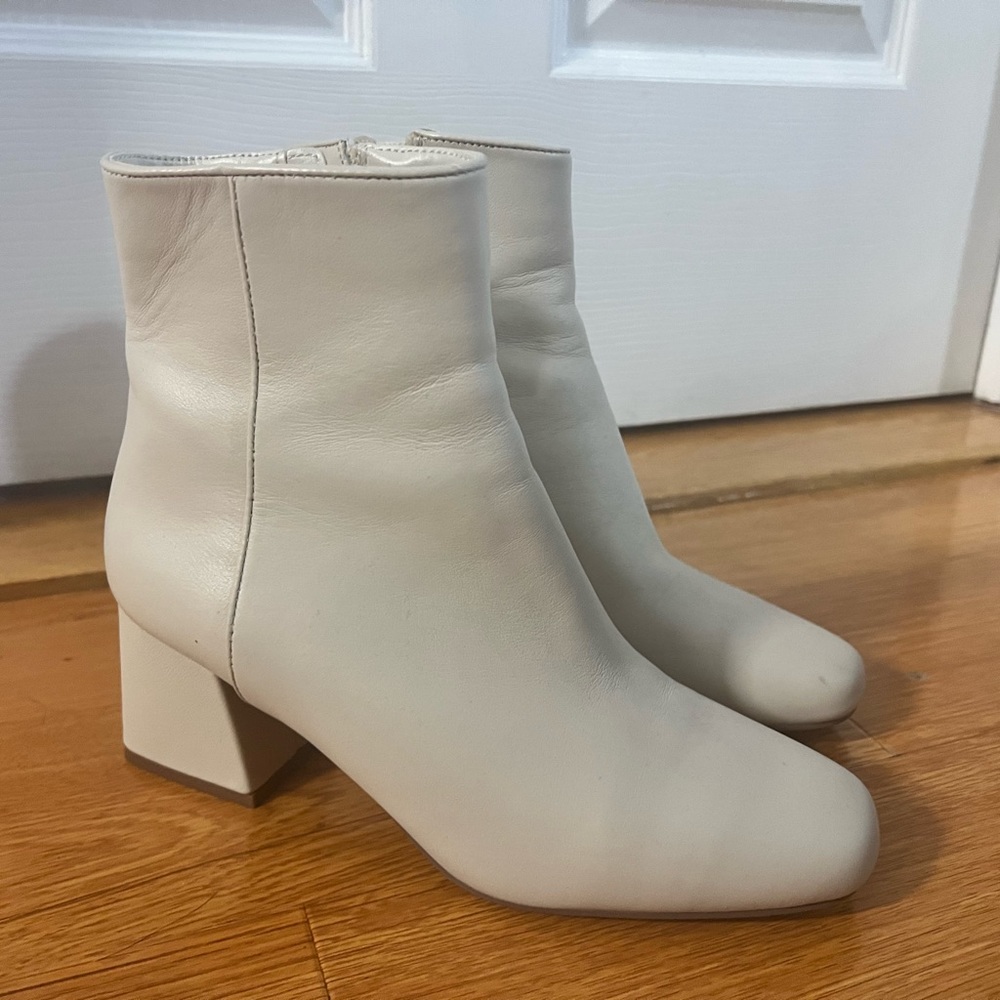 Steve Madden Cream Leather Block Heel Ankle Boots
